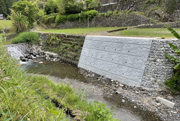 河川構造物の写真